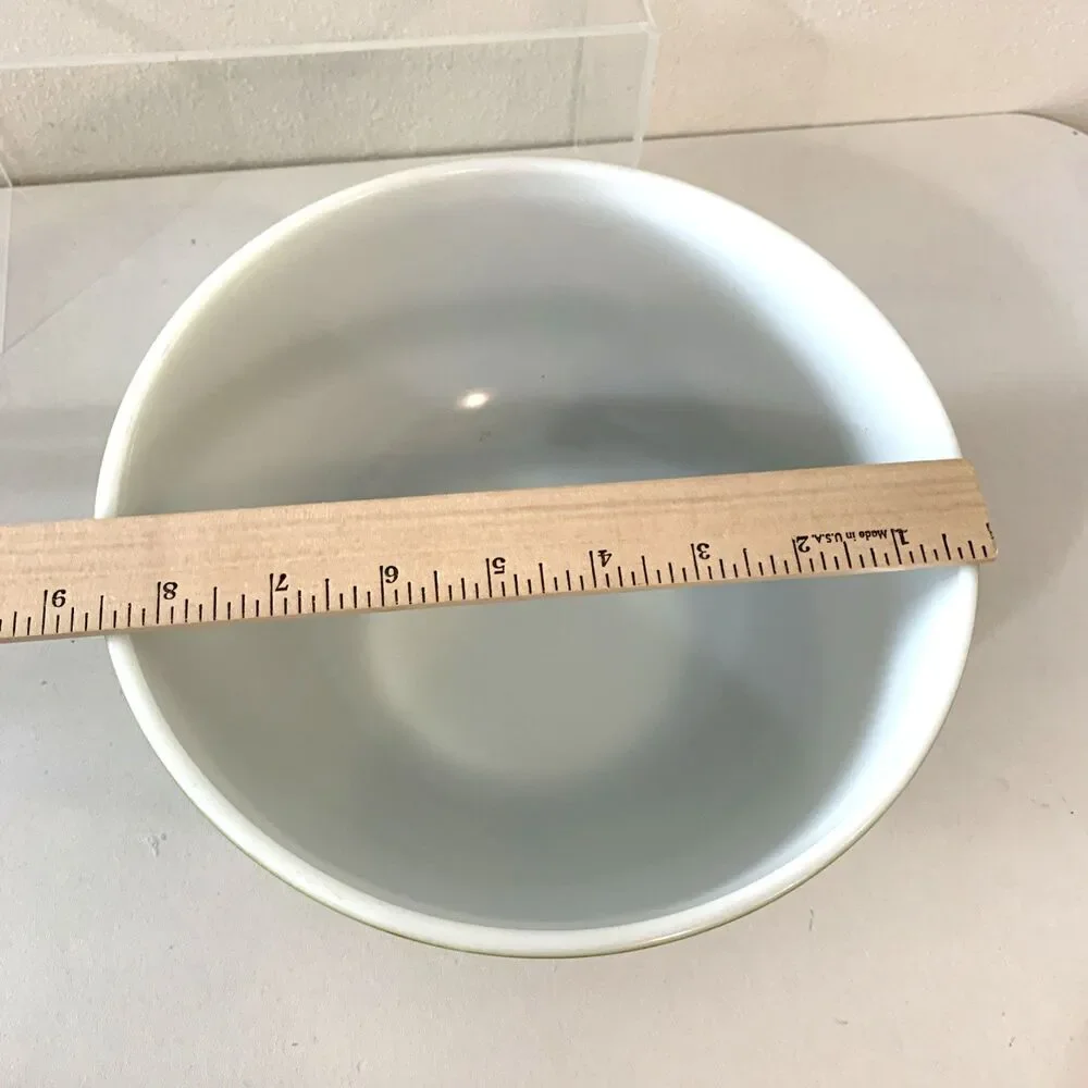 Vintage Pyrex 475‑B Avocado Green Mixing Bowl – 2½ Qt USA 1960s-1970s